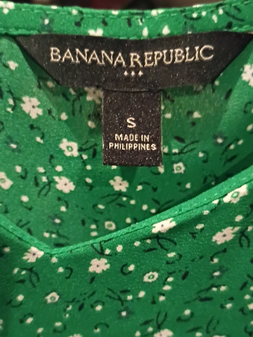Banana Republic Green, Black and White Floral V-Neck Blouse